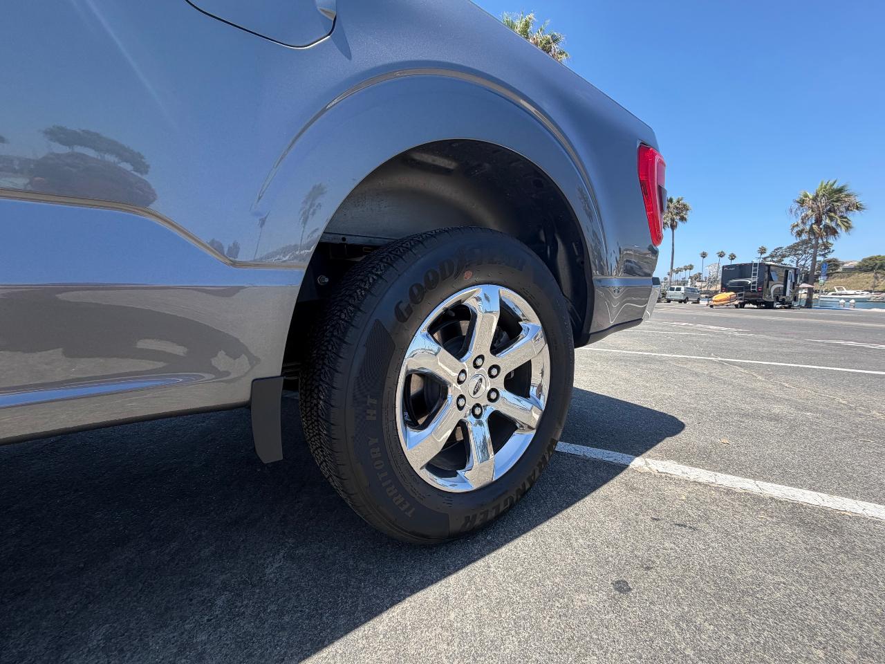 2023 FORD F-150 XLT 照片 8