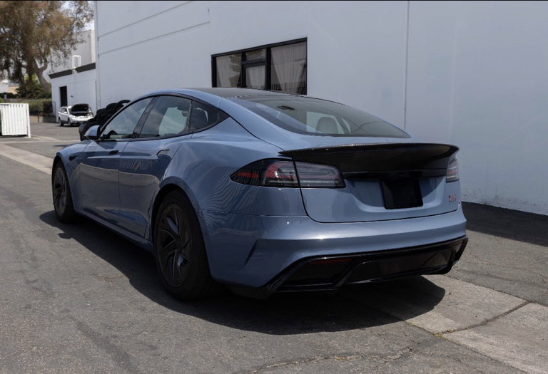 TESLA MODEL S PLAID - 6