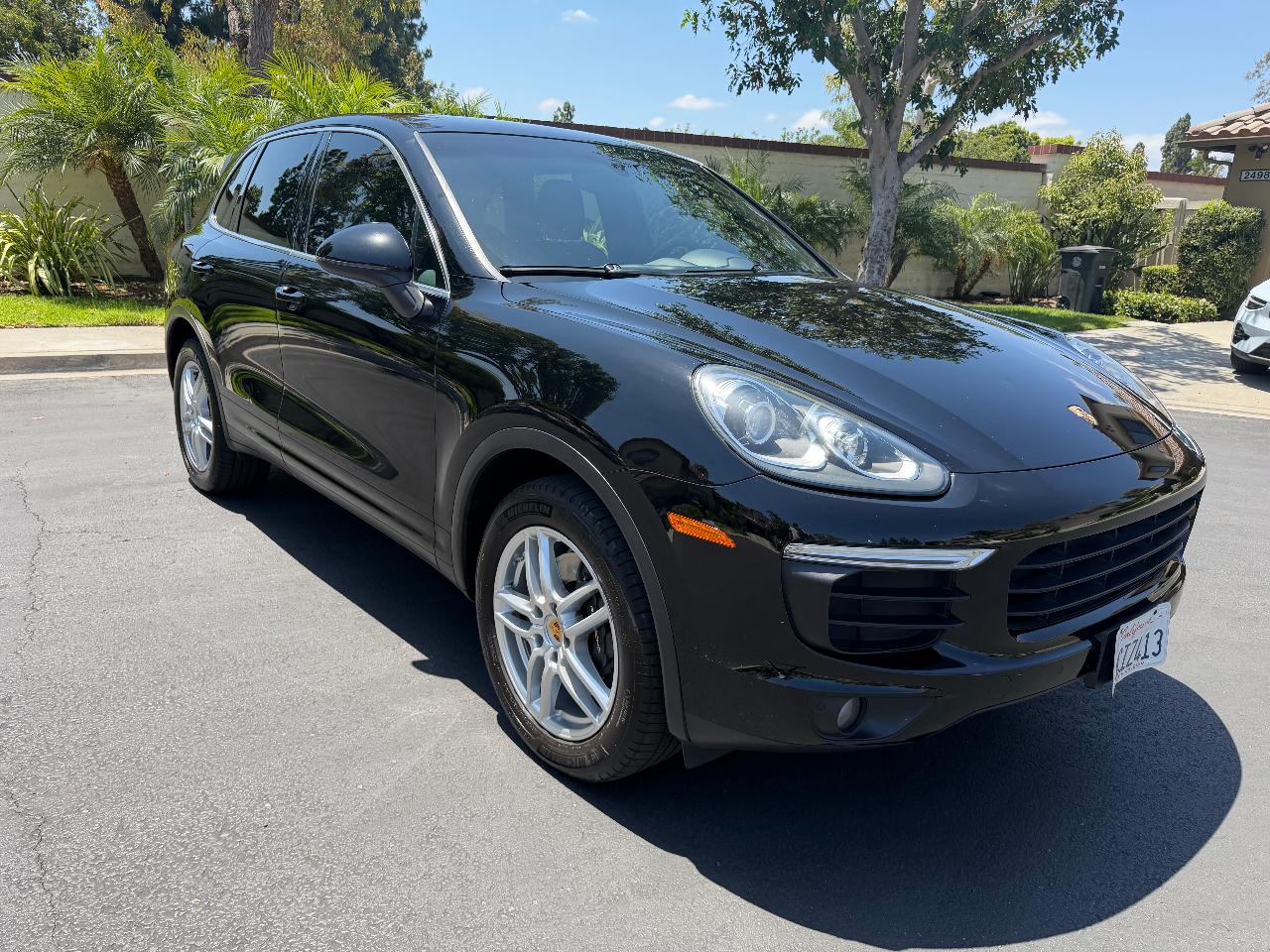 Porsche Cayenne main image