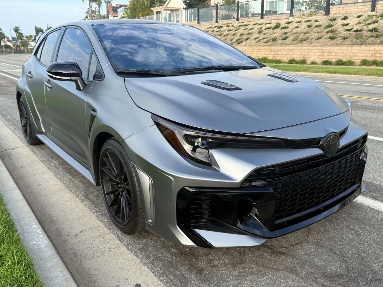 صورة 4 لـ 2025 Toyota GR COROLLA PREMIUM PLUS