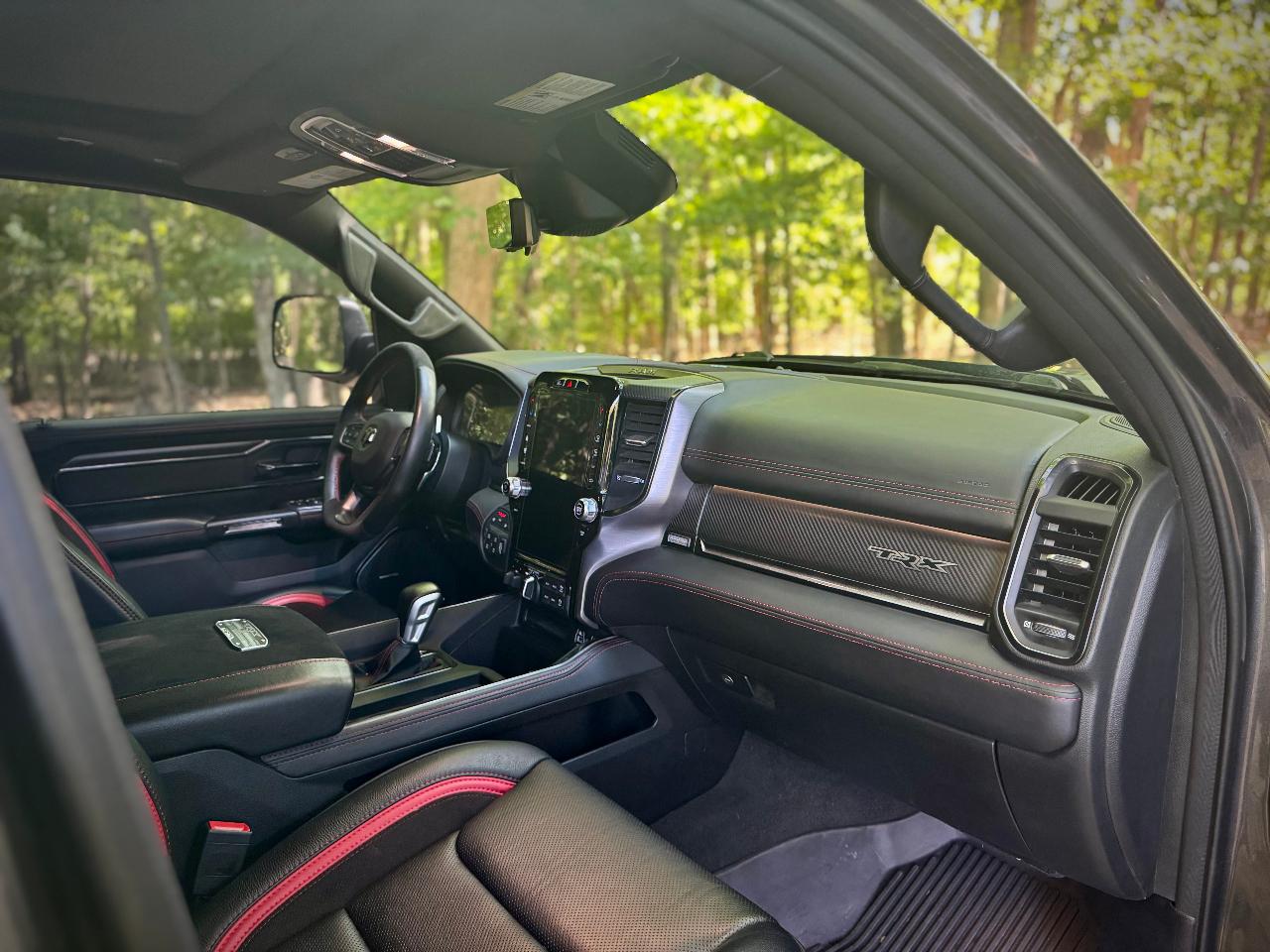 صورة 10 لـ 2023 RAM 1500 TRX