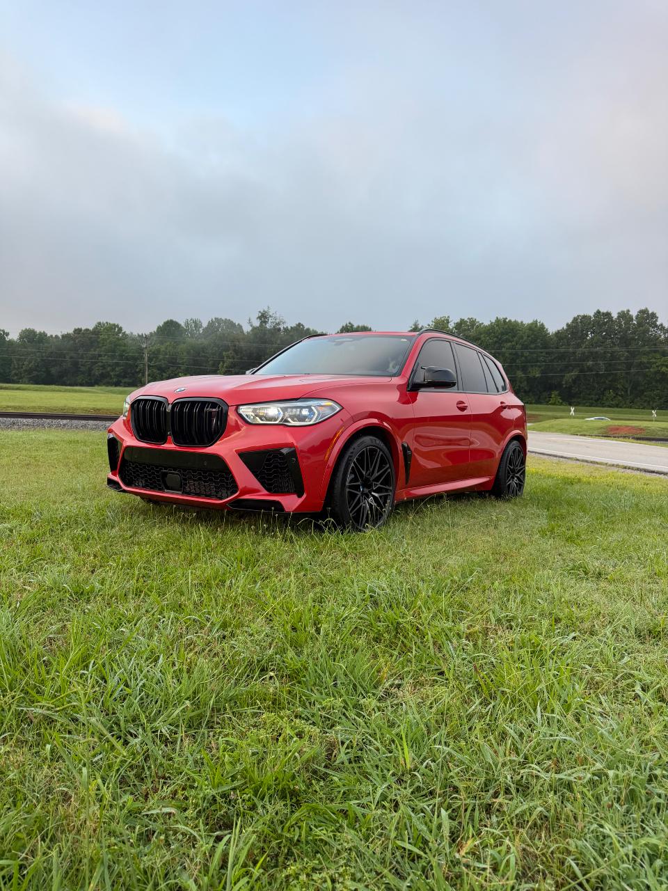 2021 BMW X5 M BASE 照片 2