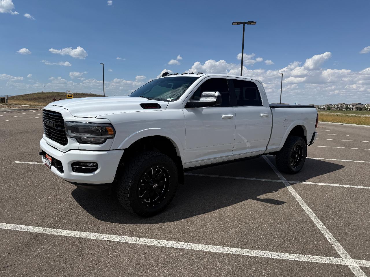 2020 RAM 3500 LARAMIE 照片 1