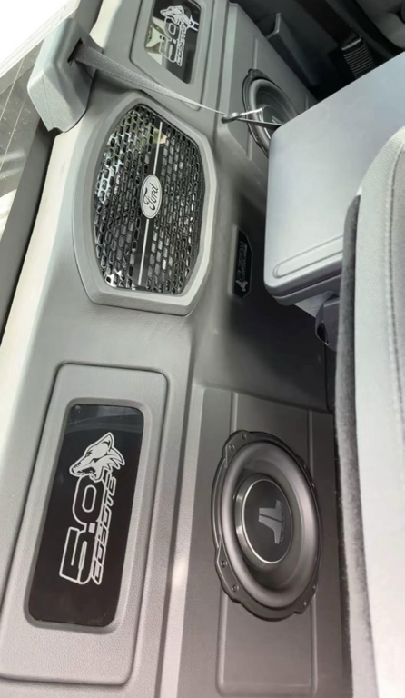 صورة 9 لـ 2025 FORD F-150 XL
