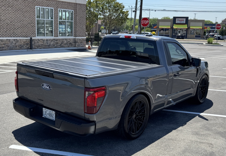 صورة مصغرة 18 لـ 2025 FORD F-150 XL
