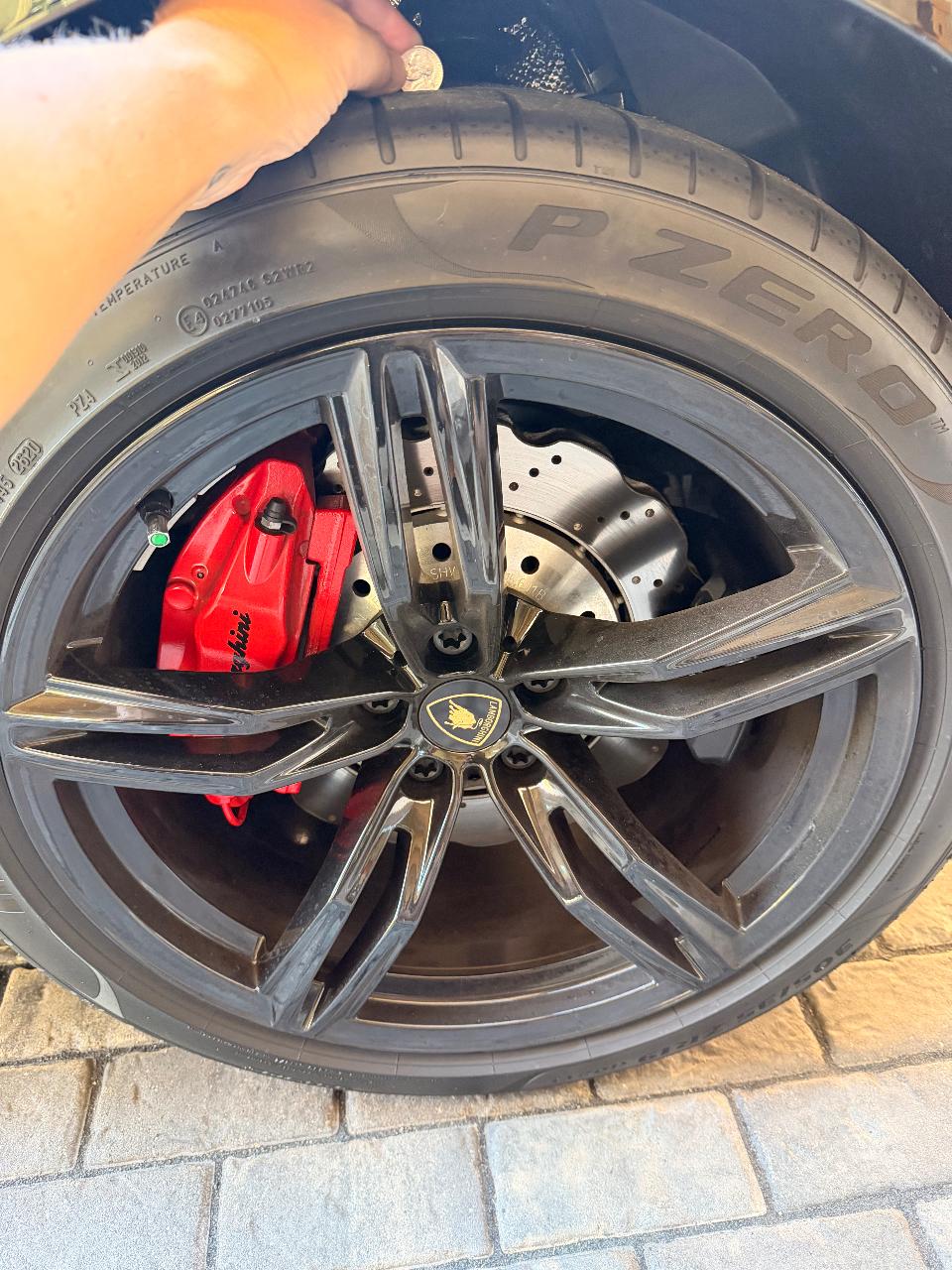 صورة 8 لـ 2021 Lamborghini HURACAN EVO BASE