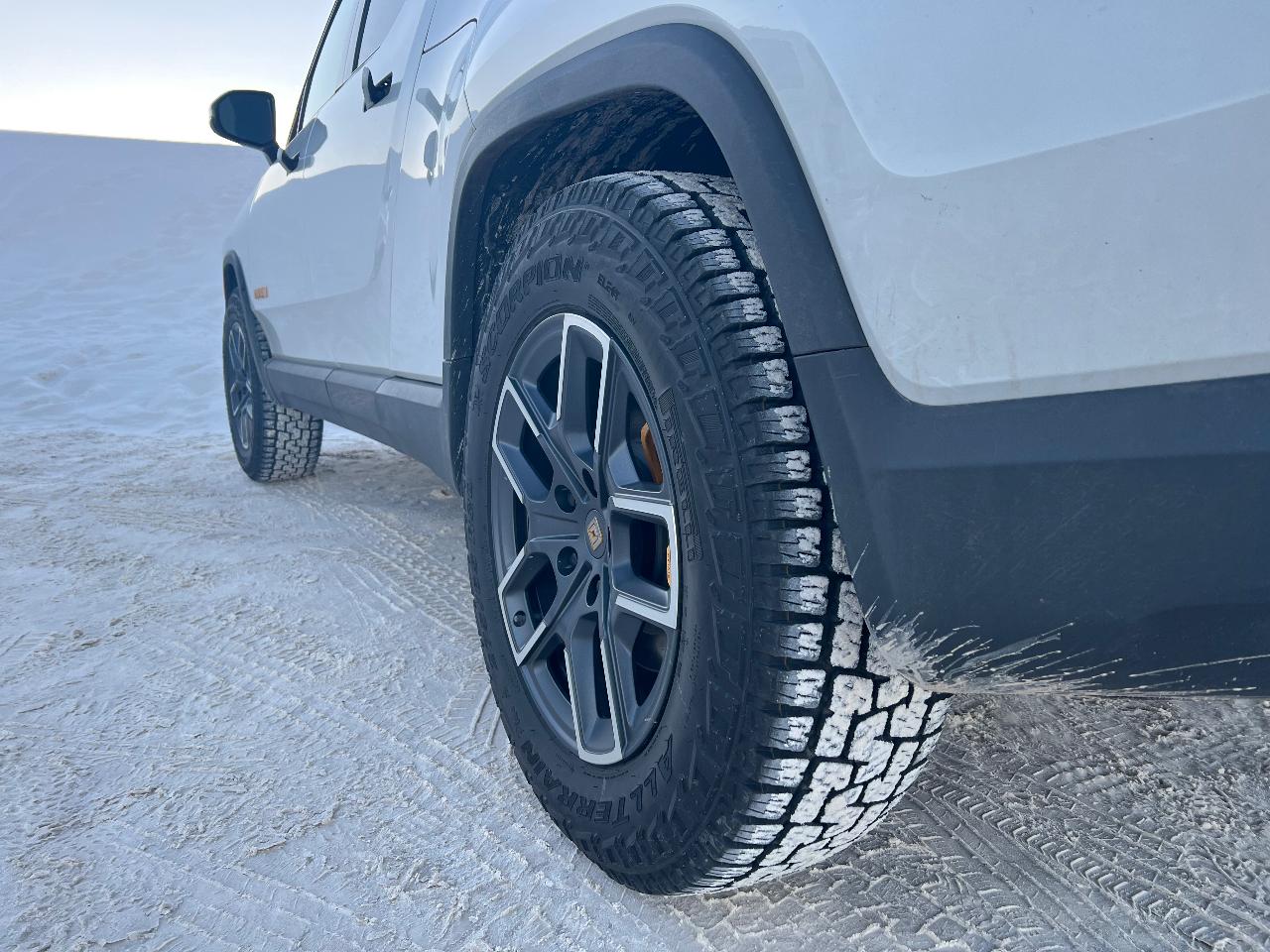صورة 4 لـ 2022 Rivian R1T ADVENTURE PACKAGE