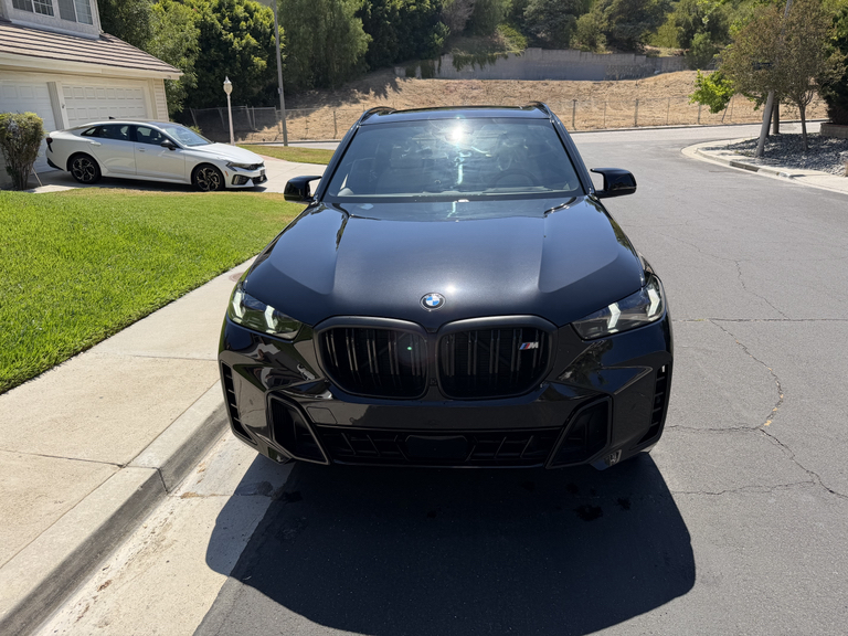 صورة 1 لـ 2025 BMW X5 M60I