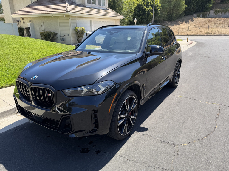 صورة 3 لـ 2025 BMW X5 M60I
