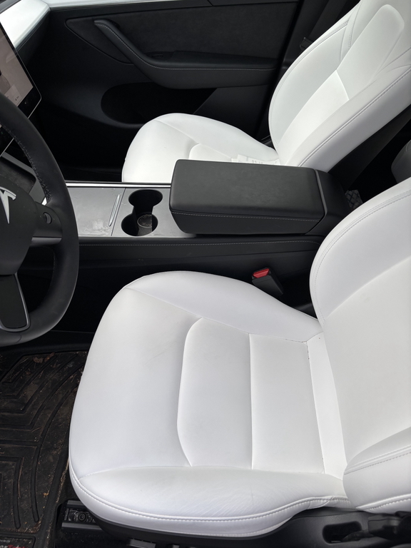 TESLA MODEL Y LONG RANGE - 5