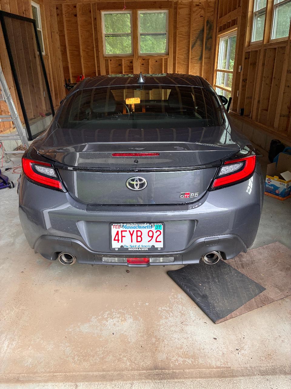 2024 Toyota GR86 PREMIUM — фото 4