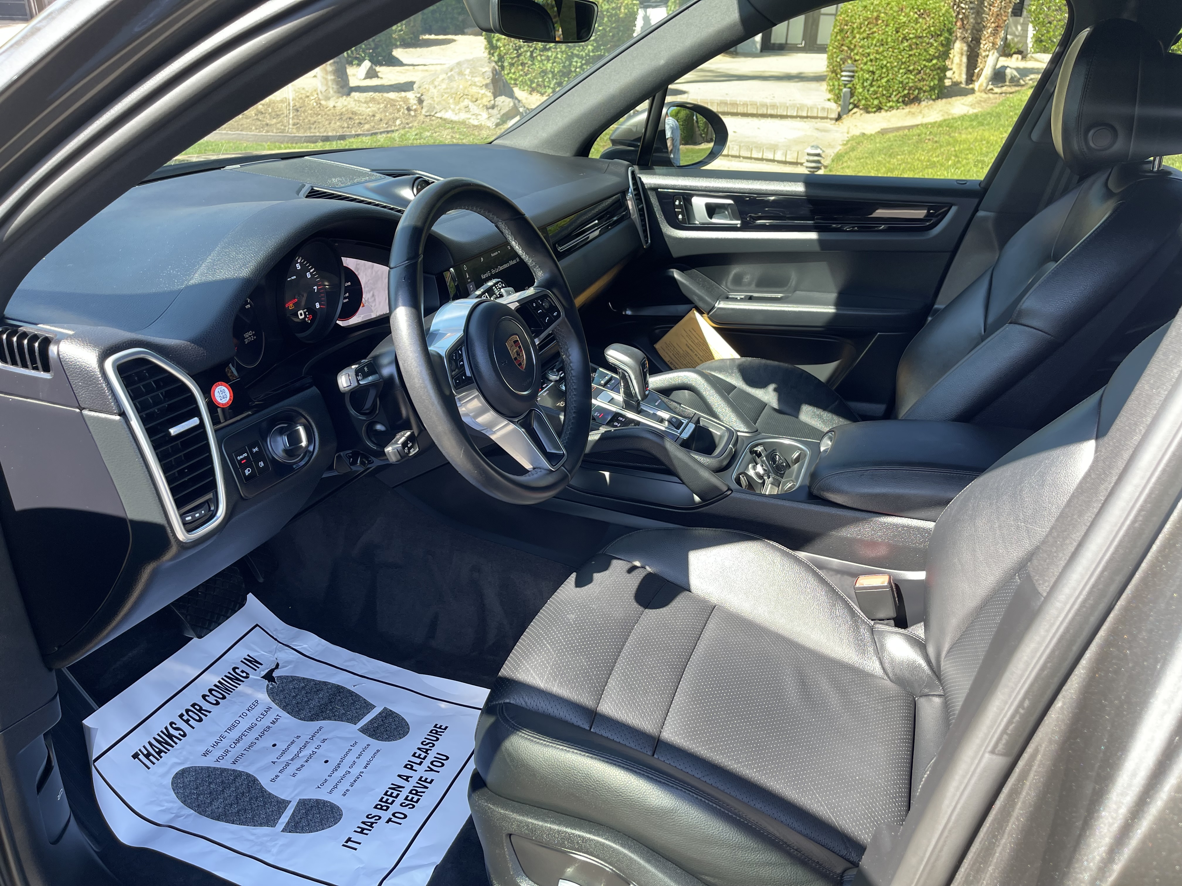 PORSCHE CAYENNE - 8