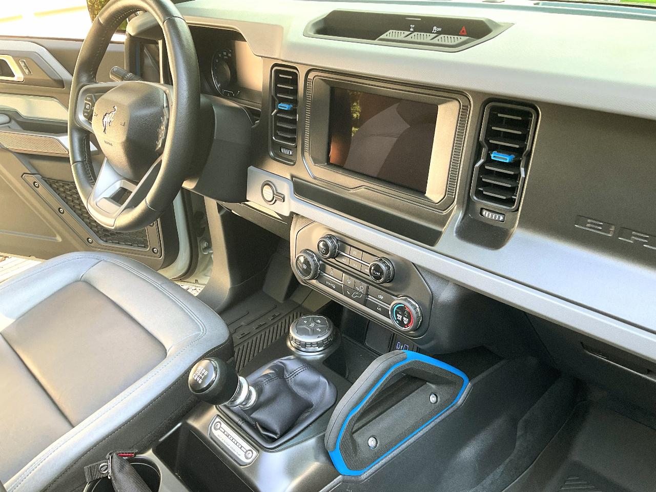 2022 FORD BRONCO BASE — миниатюра 19