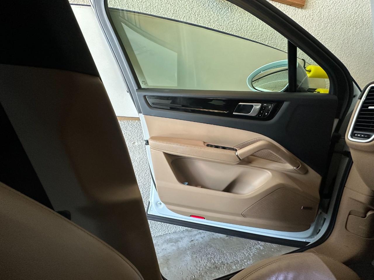 2020 Porsche CAYENNE 缩略图 20