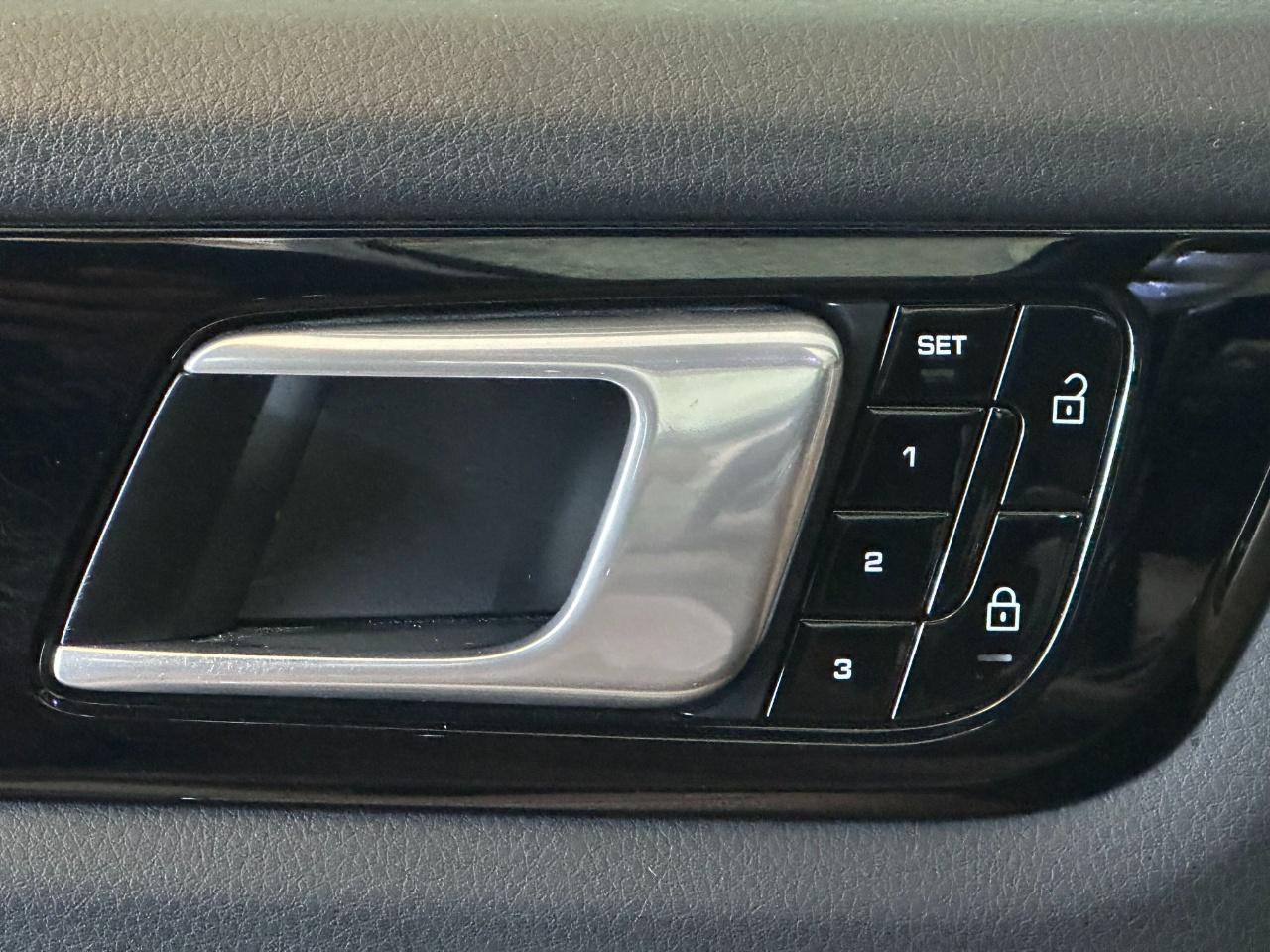 2020 Porsche CAYENNE 缩略图 21