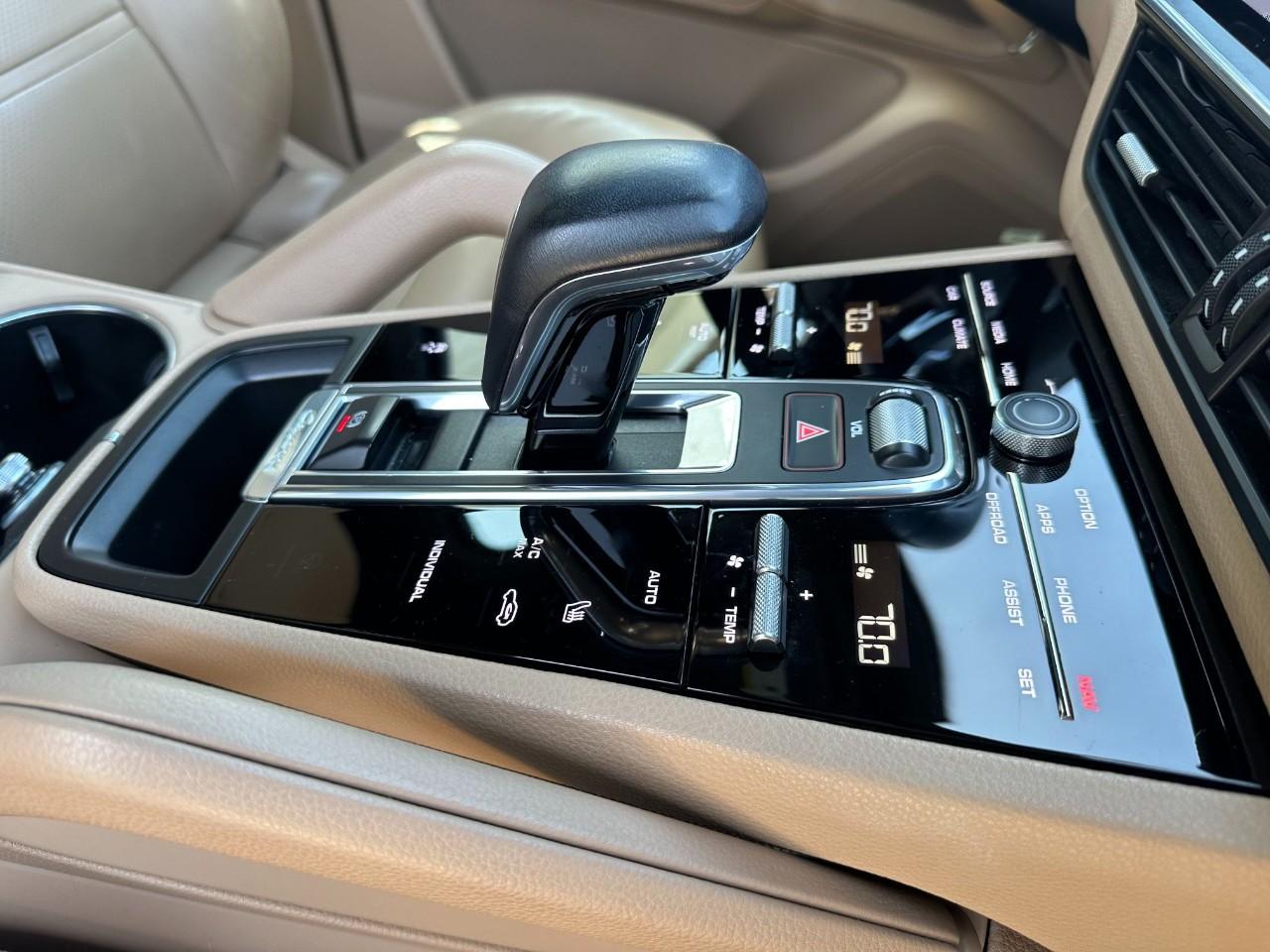 2020 Porsche CAYENNE 缩略图 14