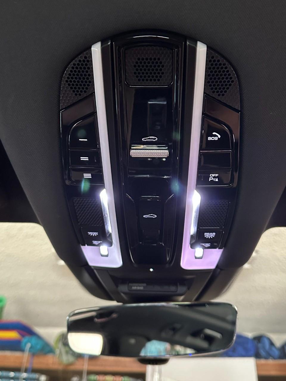 2020 Porsche CAYENNE 缩略图 19
