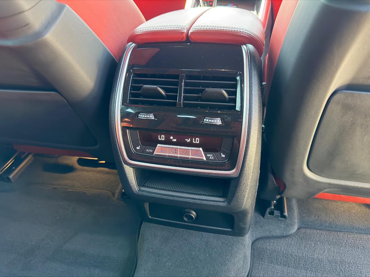 صورة مصغرة 23 لـ 2023 BMW X6 M BASE