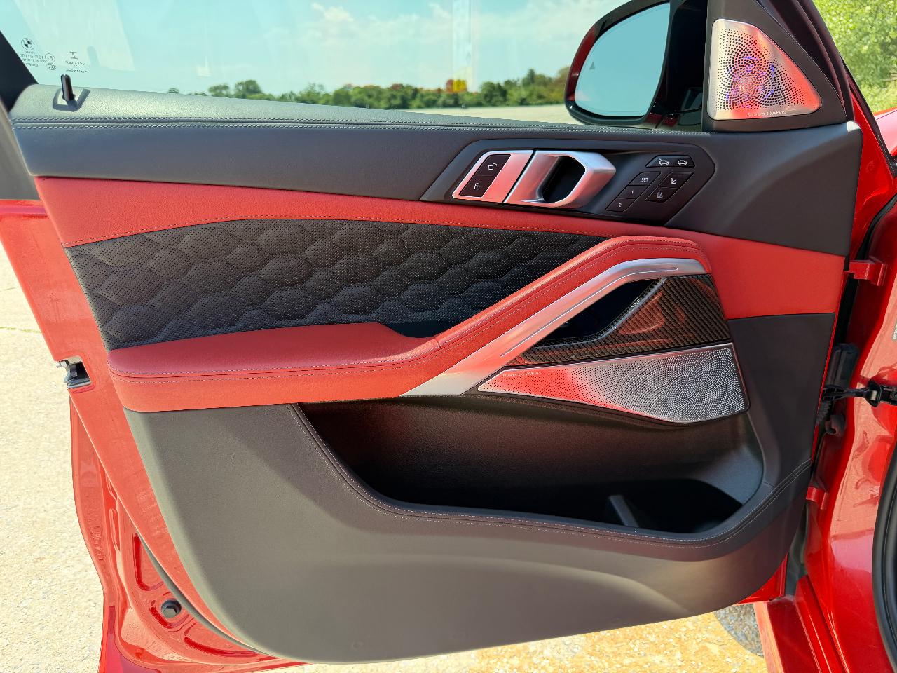 صورة مصغرة 25 لـ 2023 BMW X6 M BASE