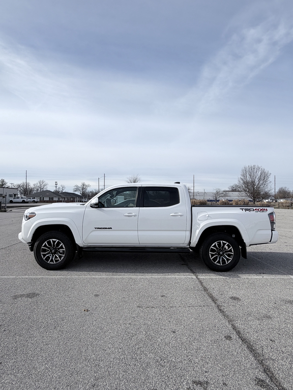 صورة 1 لـ 2023 Toyota TACOMA TRD SPORT