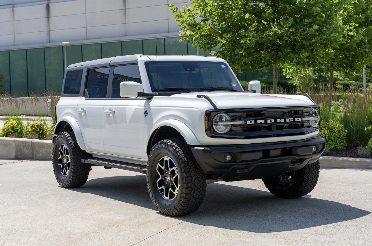صورة 4 لـ 2024 FORD BRONCO OUTER BANKS