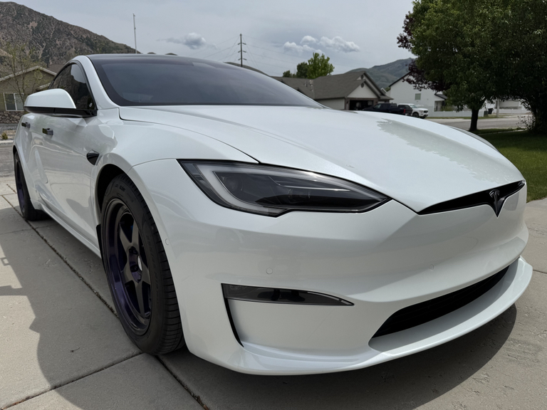 TESLA MODEL S PLAID - 9