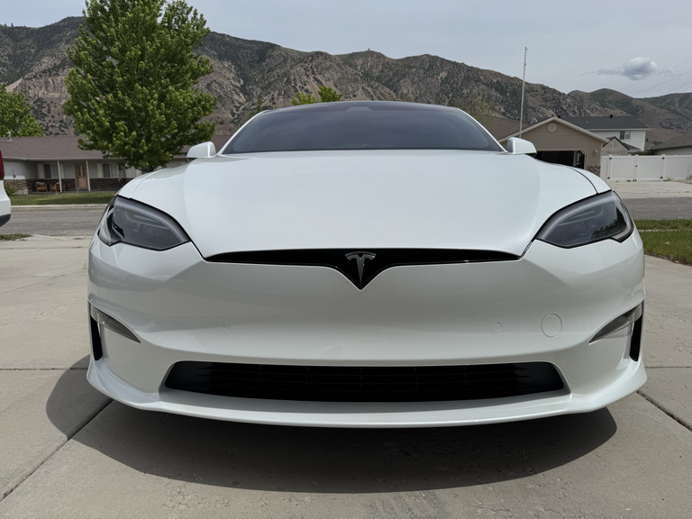 TESLA MODEL S PLAID - 8