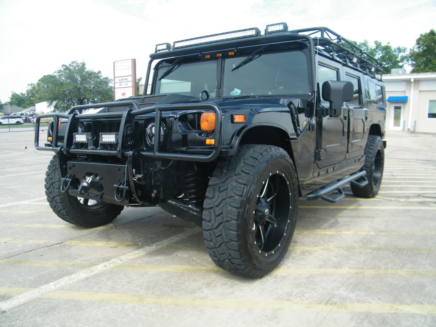 New and Pre-owned Hummer H1 for Sale near