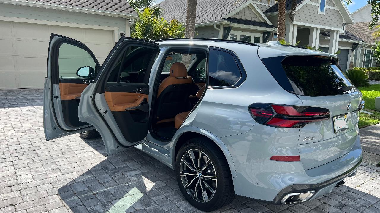 صورة مصغرة 17 لـ 2026 BMW X5 XDRIVE40I