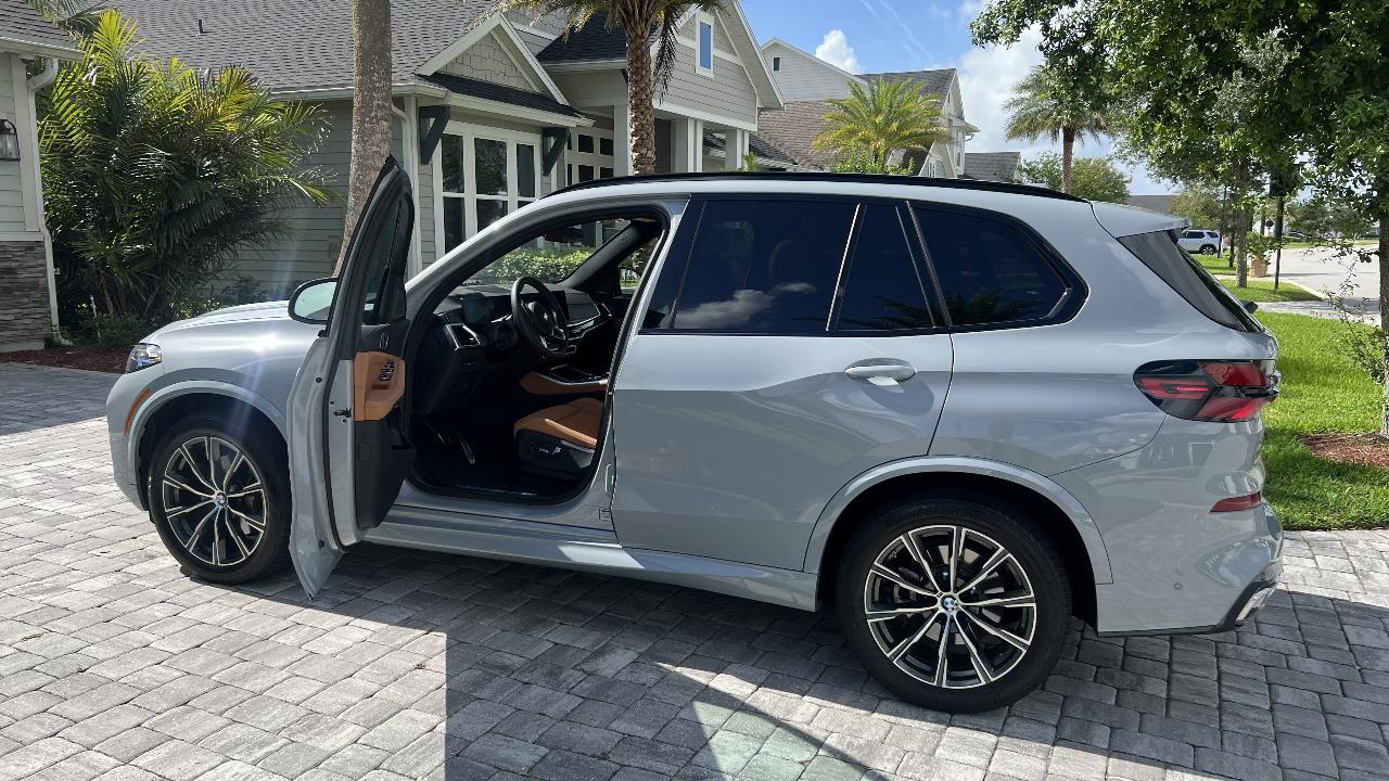 صورة مصغرة 16 لـ 2026 BMW X5 XDRIVE40I