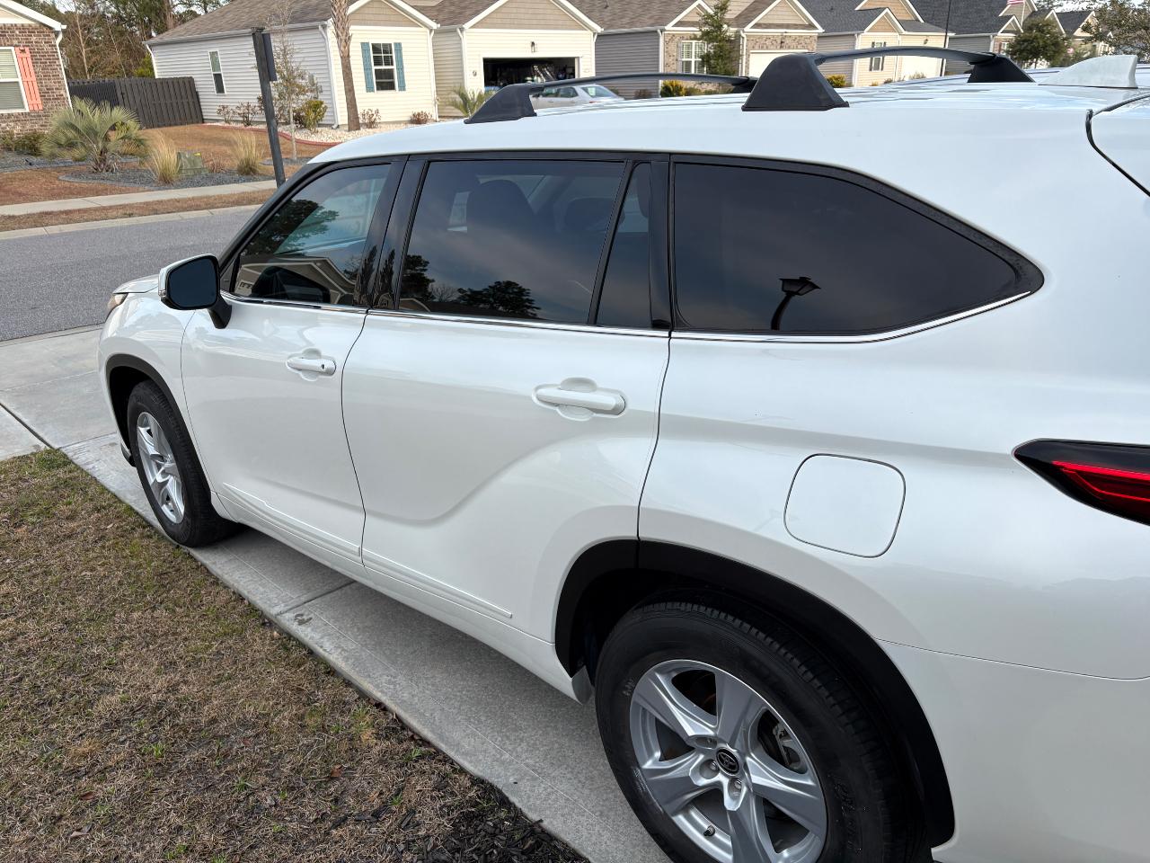 2021 Toyota HIGHLANDER LE 照片 2