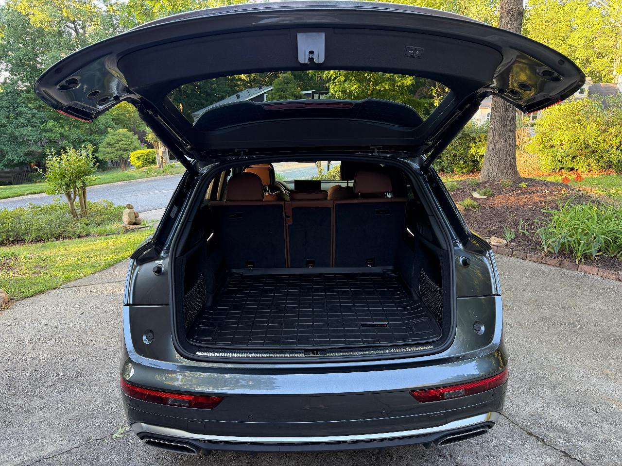صورة مصغرة 12 لـ 2022 AUDI Q5 E 55 S LINE PREMIUM