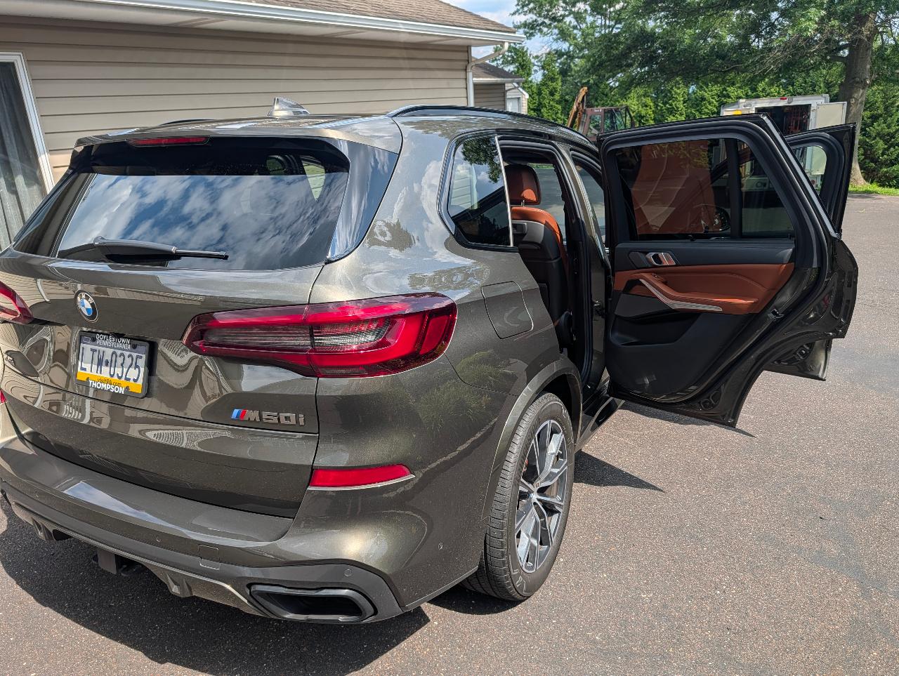2022 BMW X5 M50I — фото 2