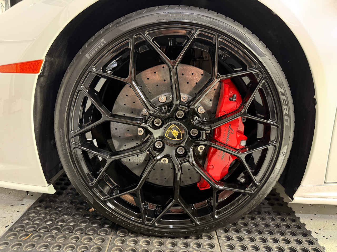 2024 Lamborghini HURACAN EVO BASE 缩略图 19