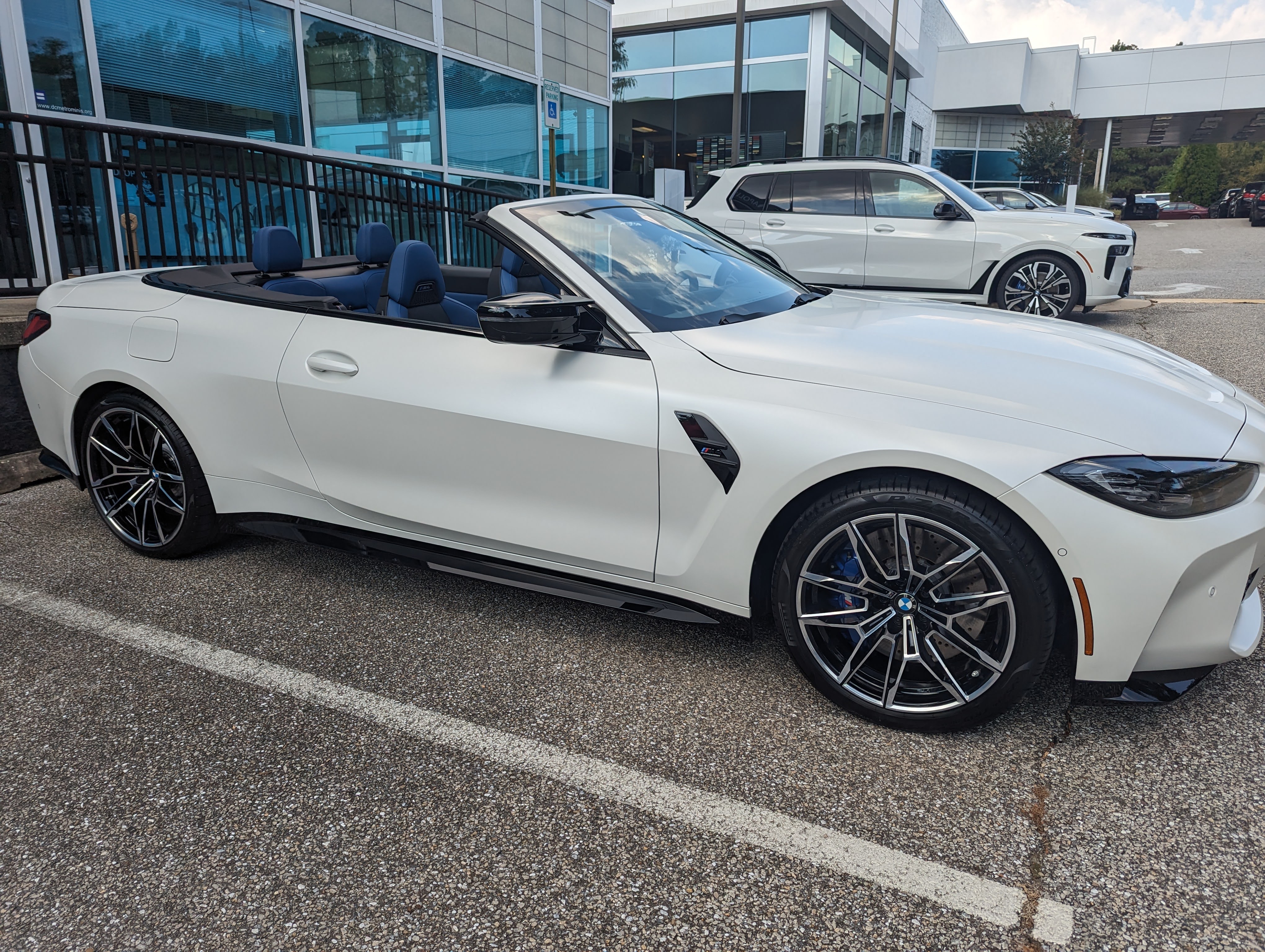 صورة 2 لـ 2024 BMW M4 COMPETITION XDRIVE