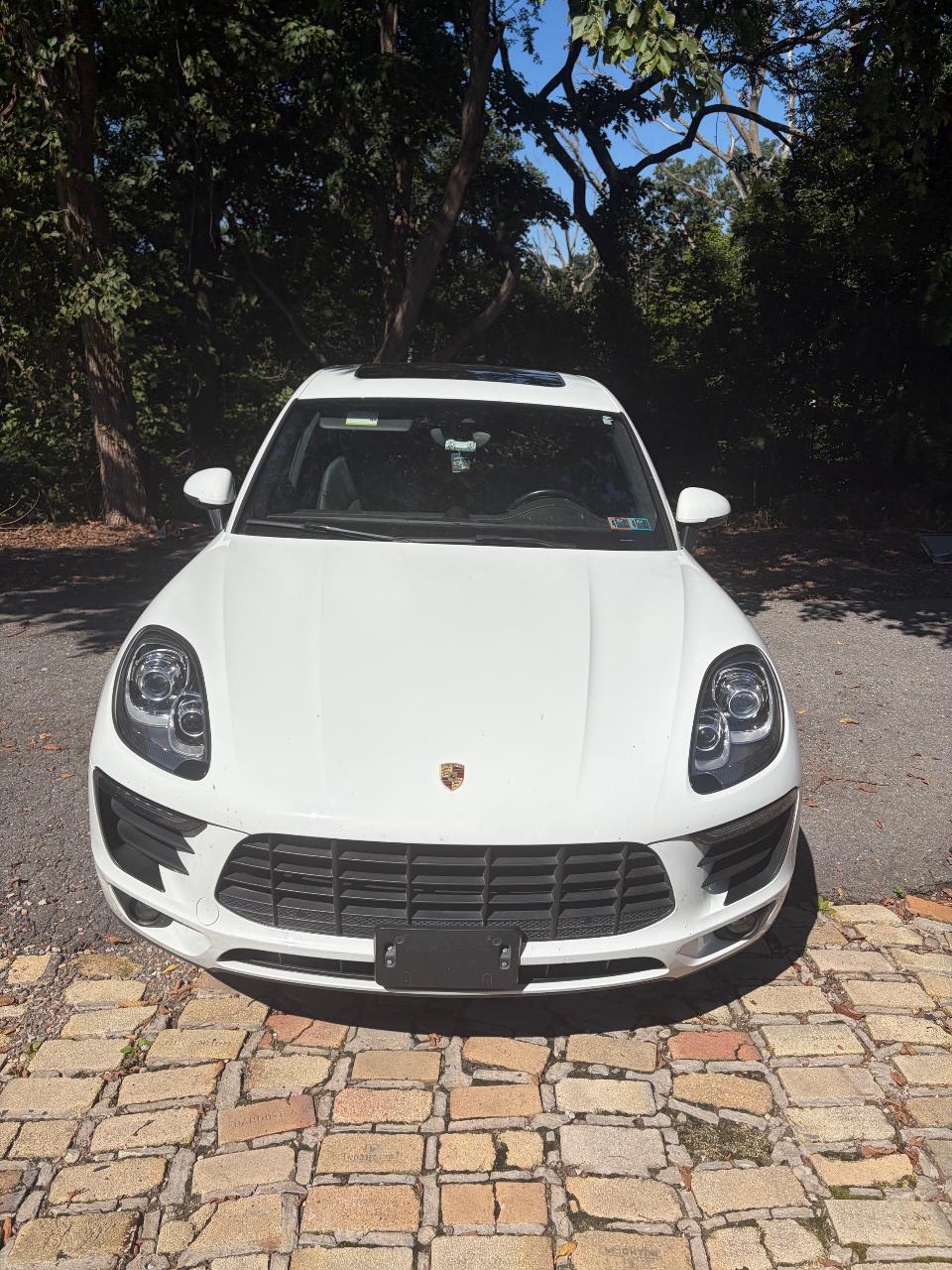 Porsche Macan main image