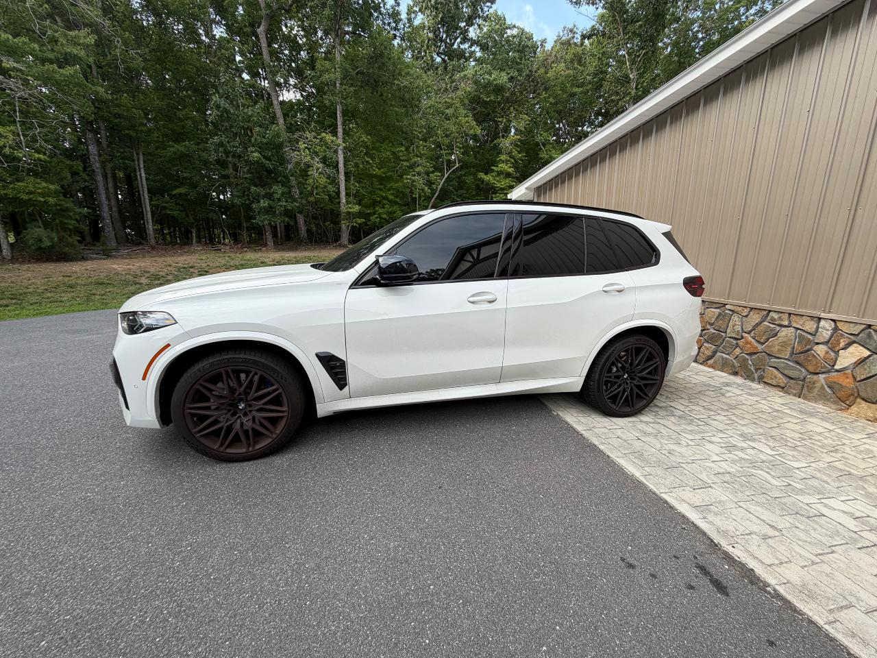 صورة 2 لـ 2025 BMW X5 M COMPETITION