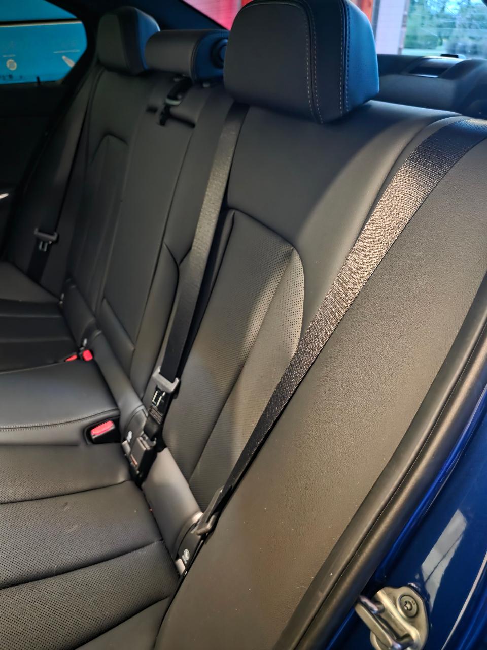 2025 BMW 330 I 缩略图 14