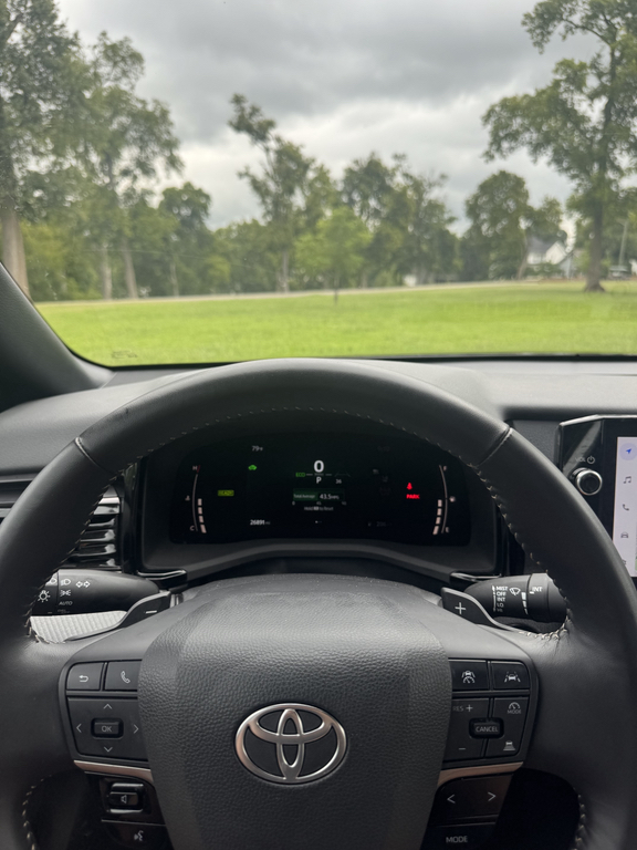 صورة 8 لـ 2025 Toyota CAMRY SE