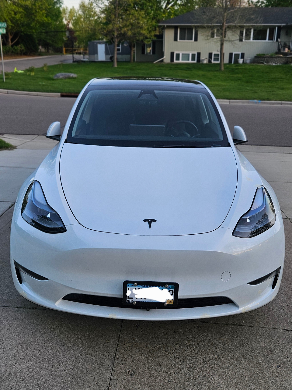 TESLA MODEL Y LONG RANGE - 2