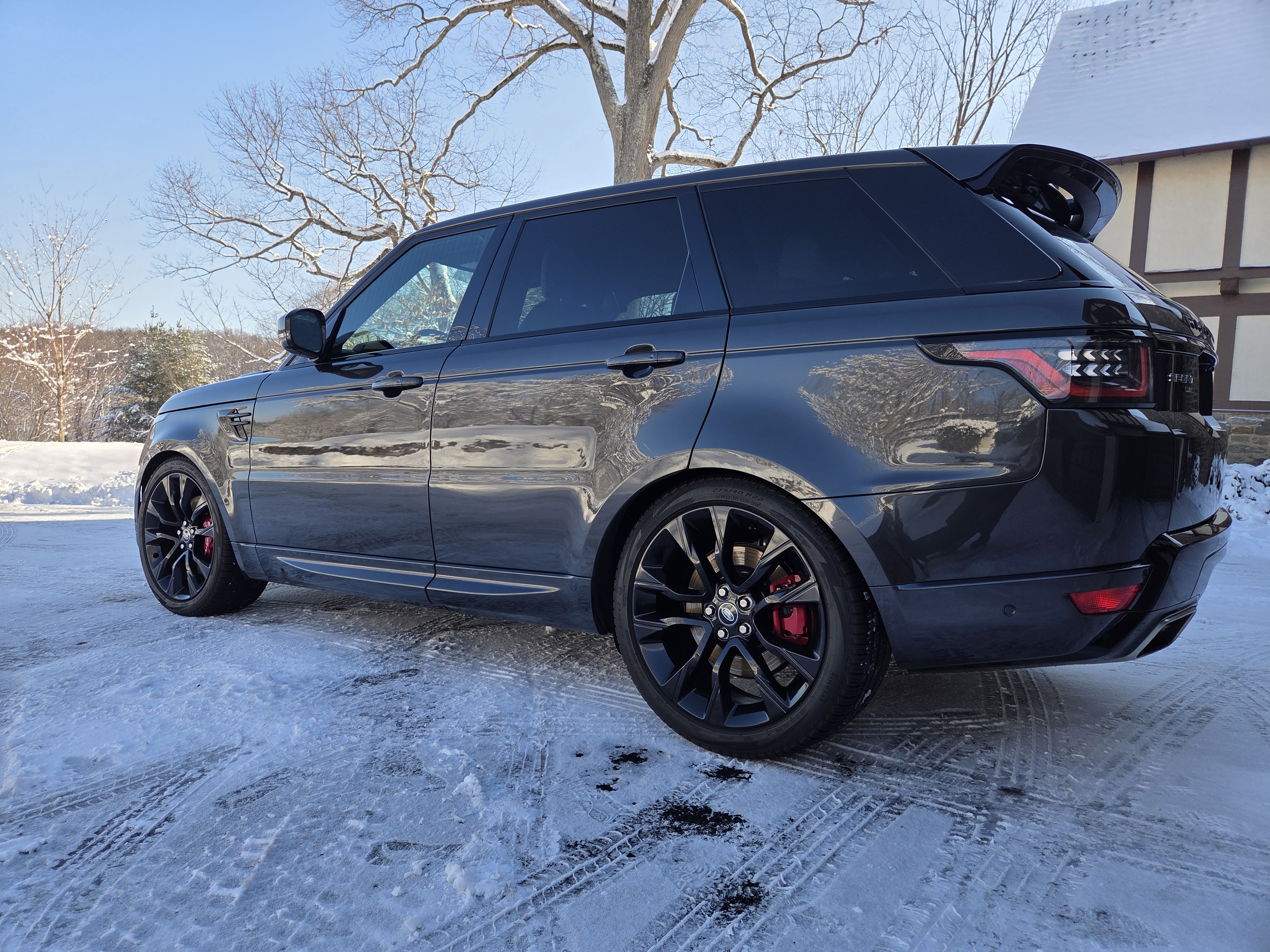 صورة 2 لـ 2022 LAND Rover RANGE ROVER SPORT HST MHEV