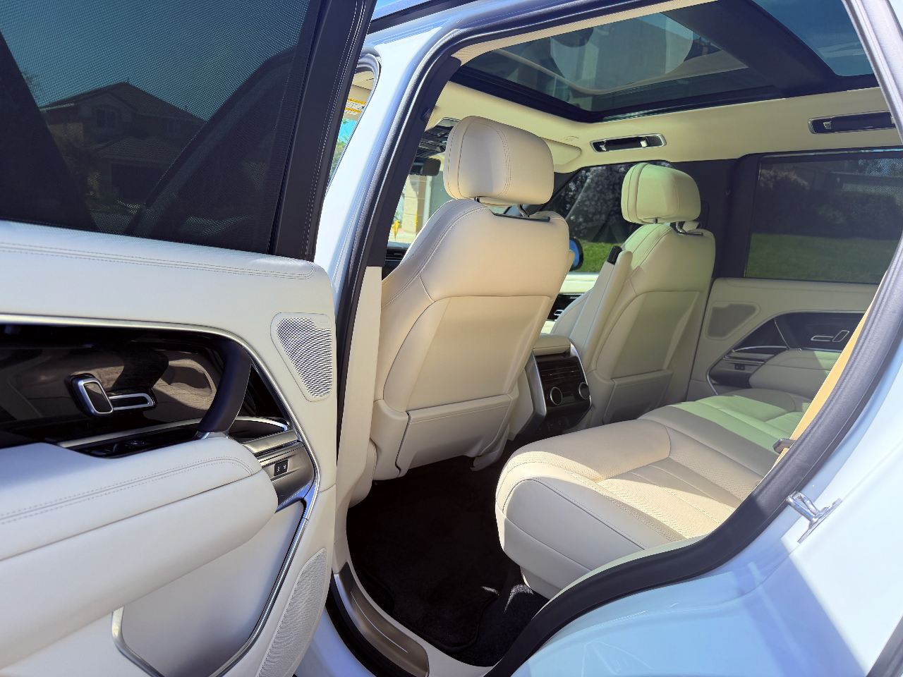 2025 LAND Rover RANGE ROVER P530 SE SWB — фото 7