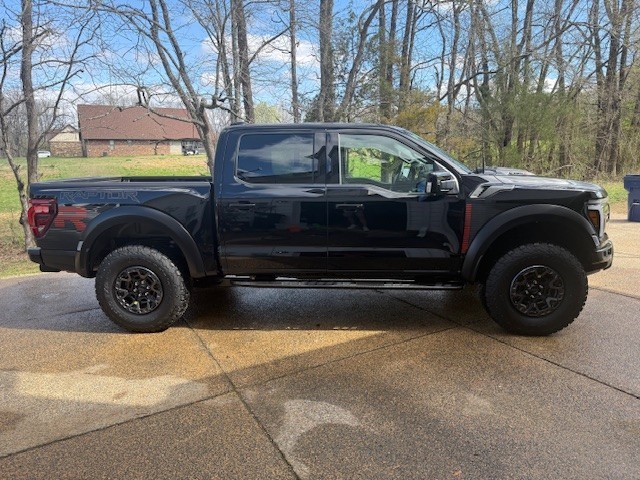 FORD F-150 RAPTOR - 1