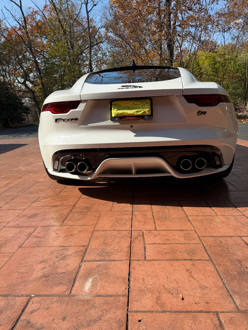 صورة 4 لـ 2023 Jaguar F-TYPE R