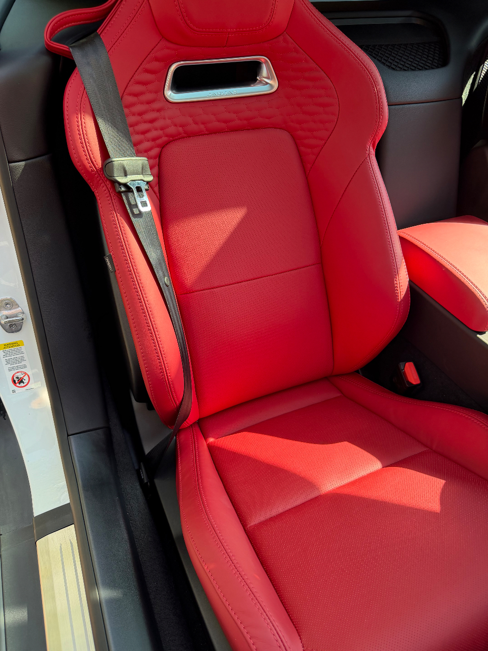 صورة مصغرة 20 لـ 2023 Jaguar F-TYPE R