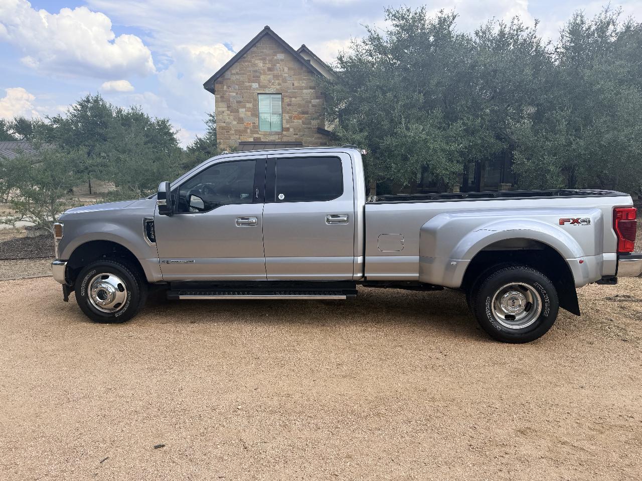 صورة مصغرة 18 لـ 2020 FORD F-350 LARIAT