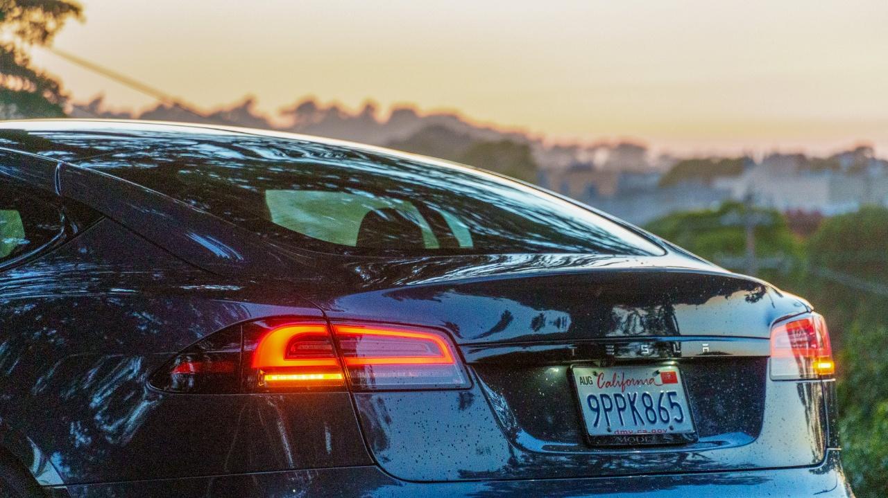 2024 Tesla MODEL S LONG RANGE 缩略图 24