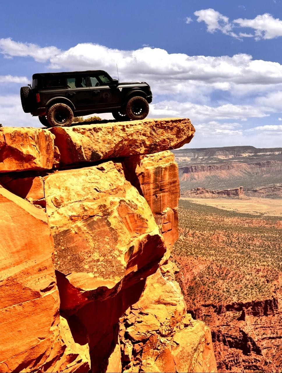 صورة 3 لـ 2021 FORD BRONCO BASE