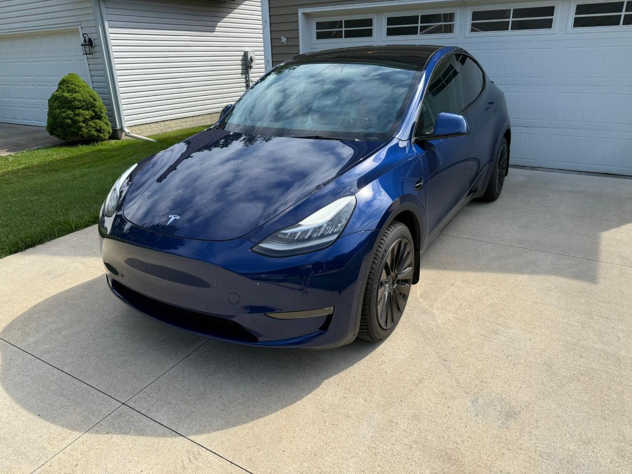 2021 Tesla MODEL Y LONG RANGE — фото 1