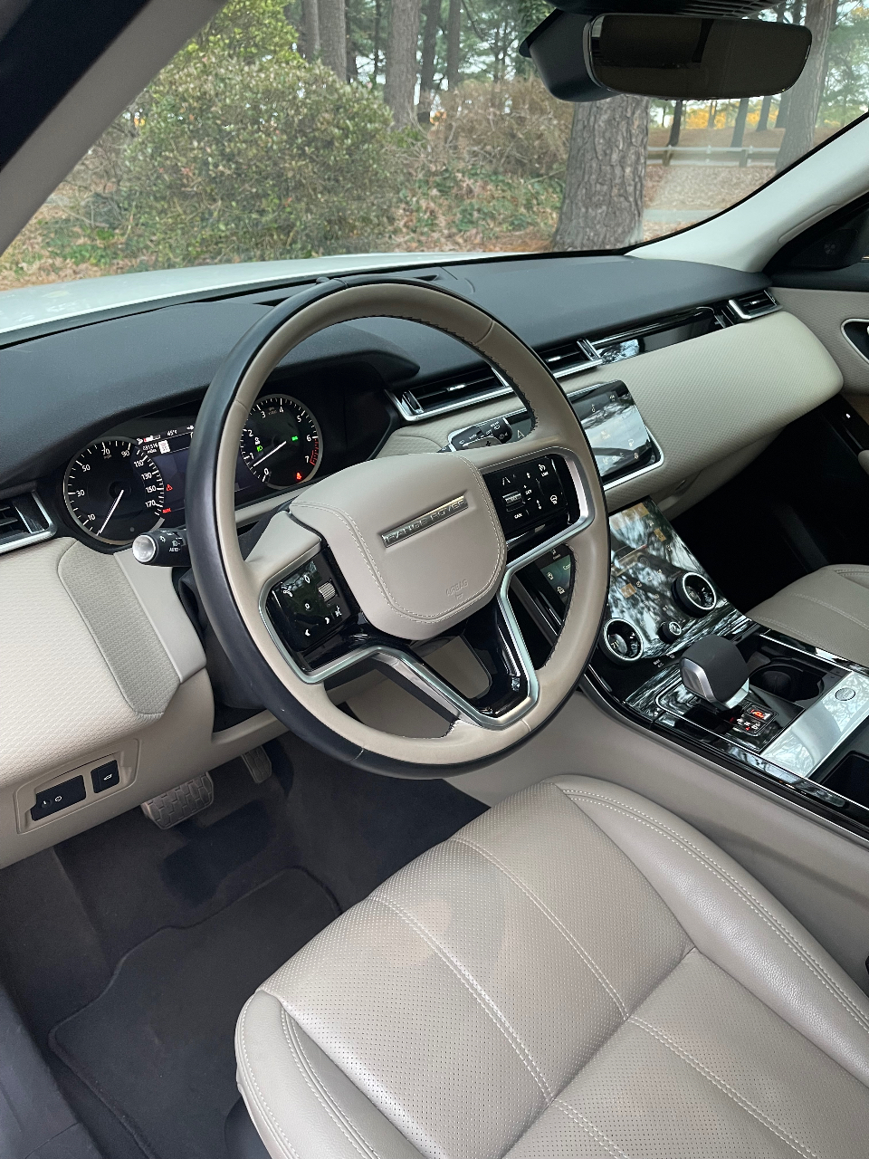 2023 LAND Rover RANGE ROVER VELAR P250 S — фото 3
